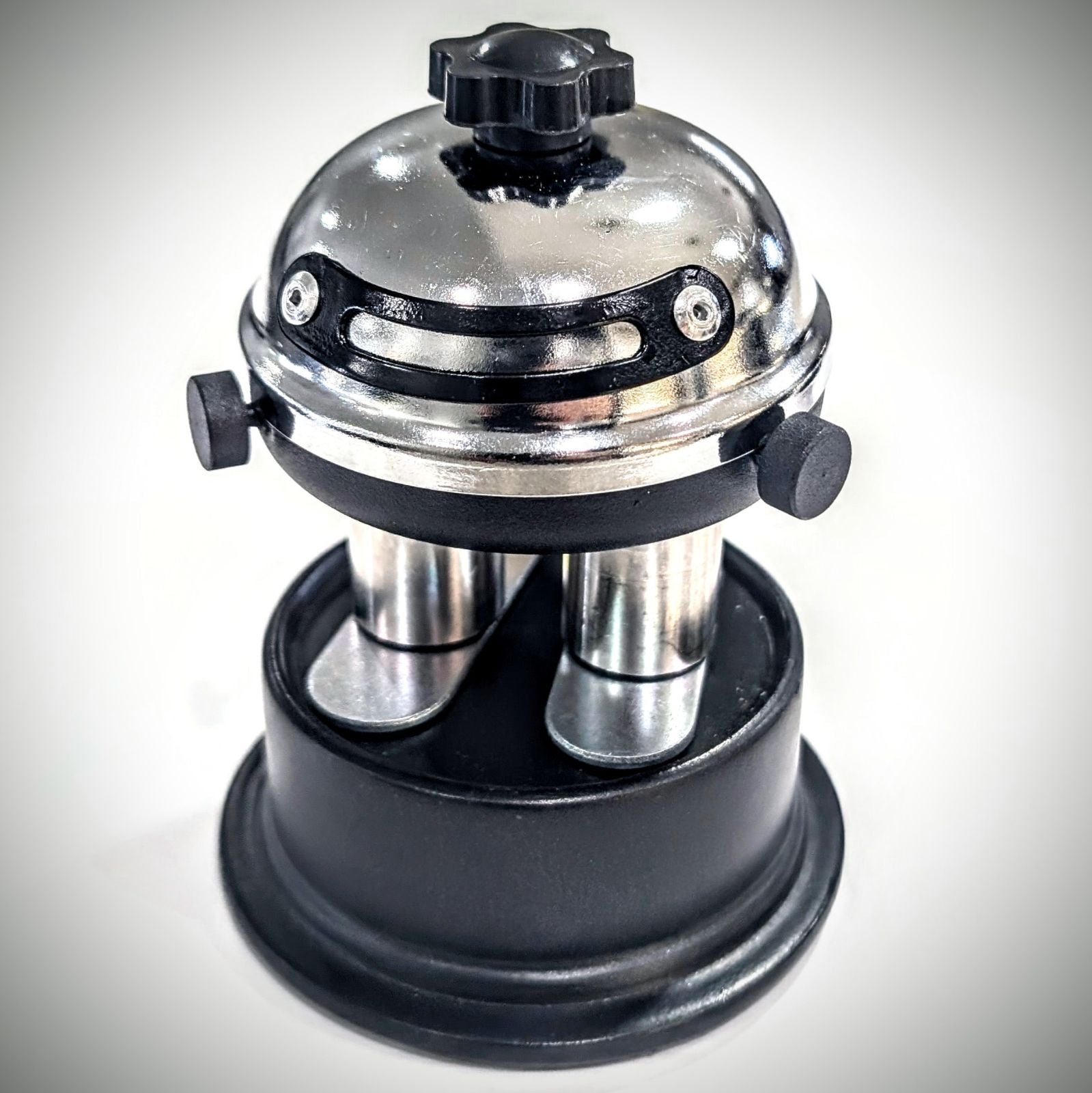 | SOLD | Paper Weight Bot – Desktop Robots